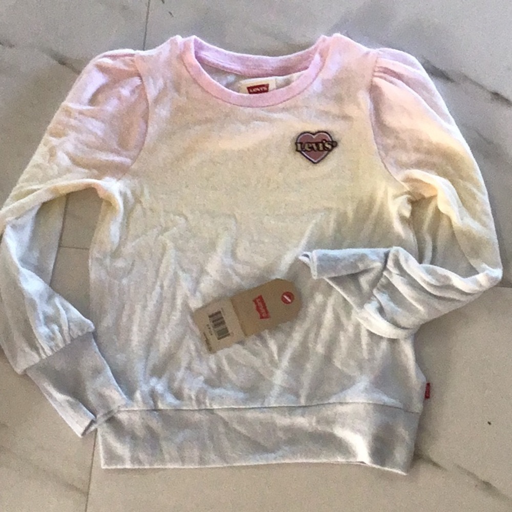 Levi’s top